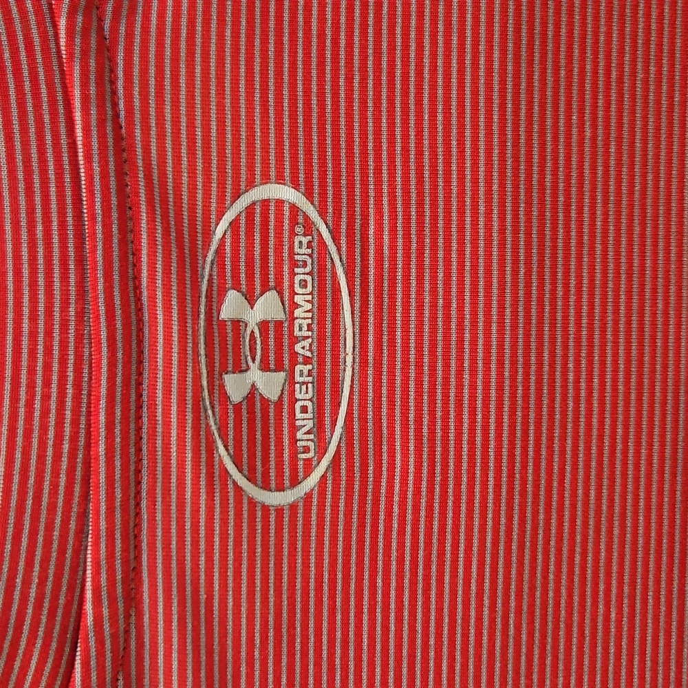 Under Armour‎ Men's Crimson Short Sleeve Tee Heatgear Loose Fit - Picture 3 of 4